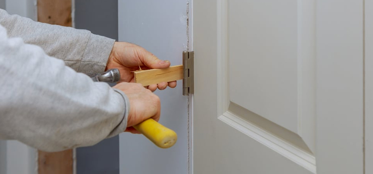 fiberglass entry door repair in North Miami Beach