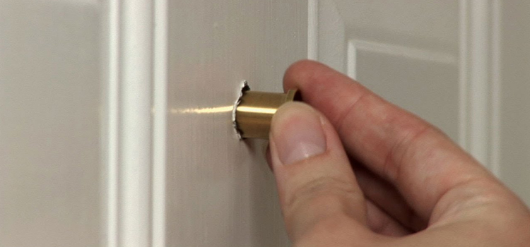 peephole door repair in North Miami Beach